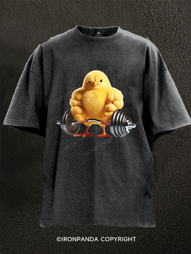 bodybuilder chick lift heavy Washed Gym Shirt