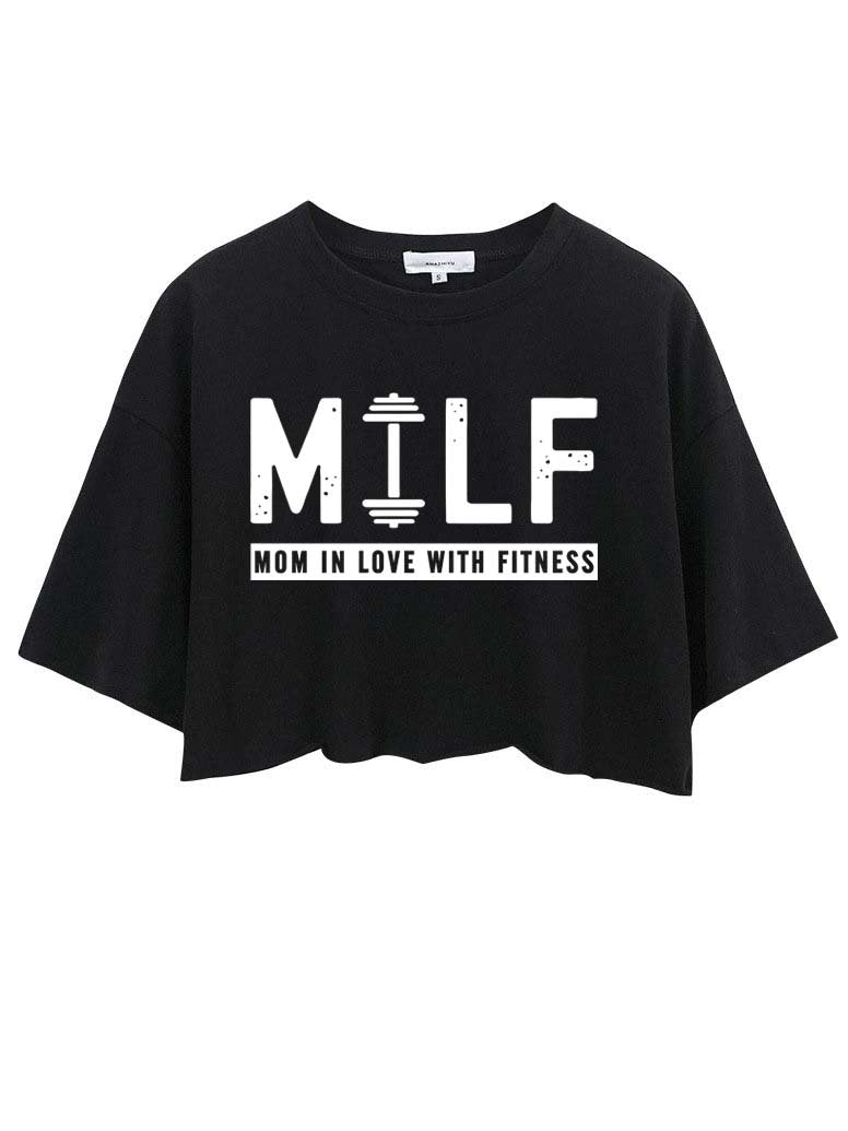 MILF MOM IN LOVE WITH FITNESS CROP TOPS