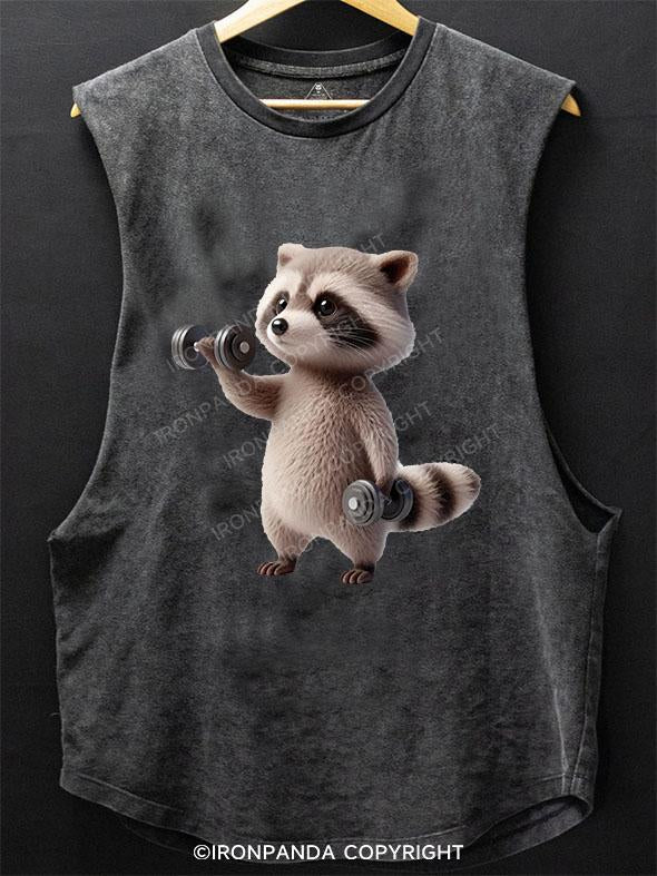 PUMPED-UP RACCOON ON THE GRIND SCOOP BOTTOM COTTON TANK