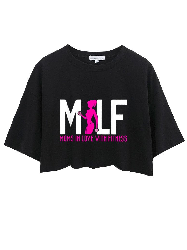 MILF MOM IN LOVE WITH FITNESS CROP TOPS