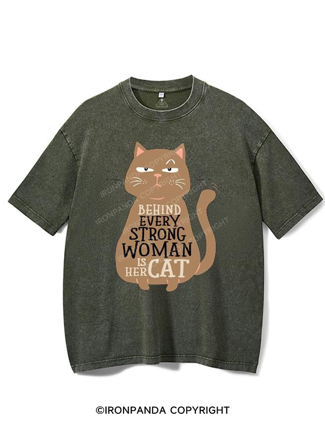 BEHIND EVERY STRONG WOMEN IS HER CAT VINTAGE GYM SHIRT