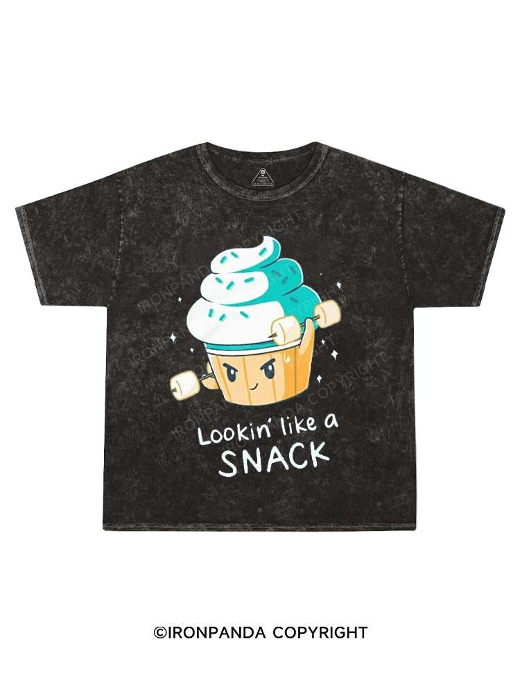 lookin‘like a snack Kids Washed T-Shirt