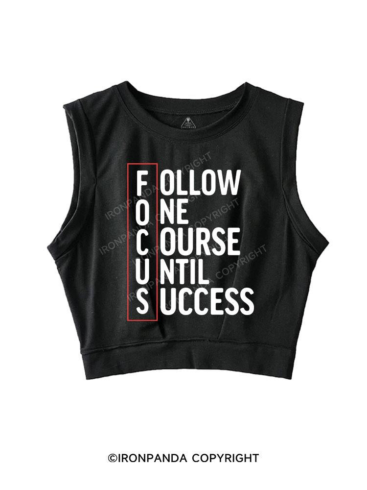 FOCUS SLEEVELESS CROP TOPS