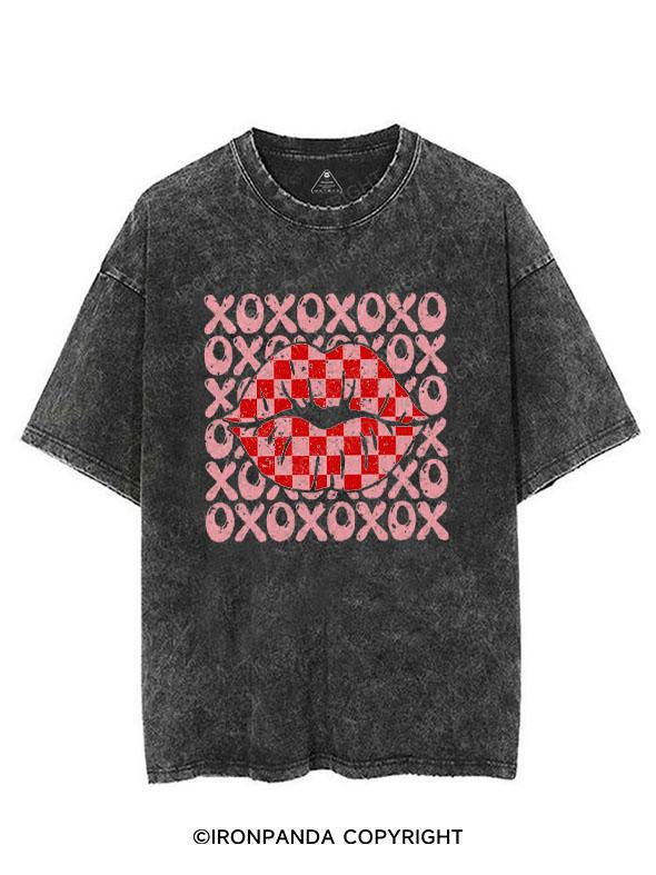 XOXO Checker Lips VINTAGE GYM SHIRT